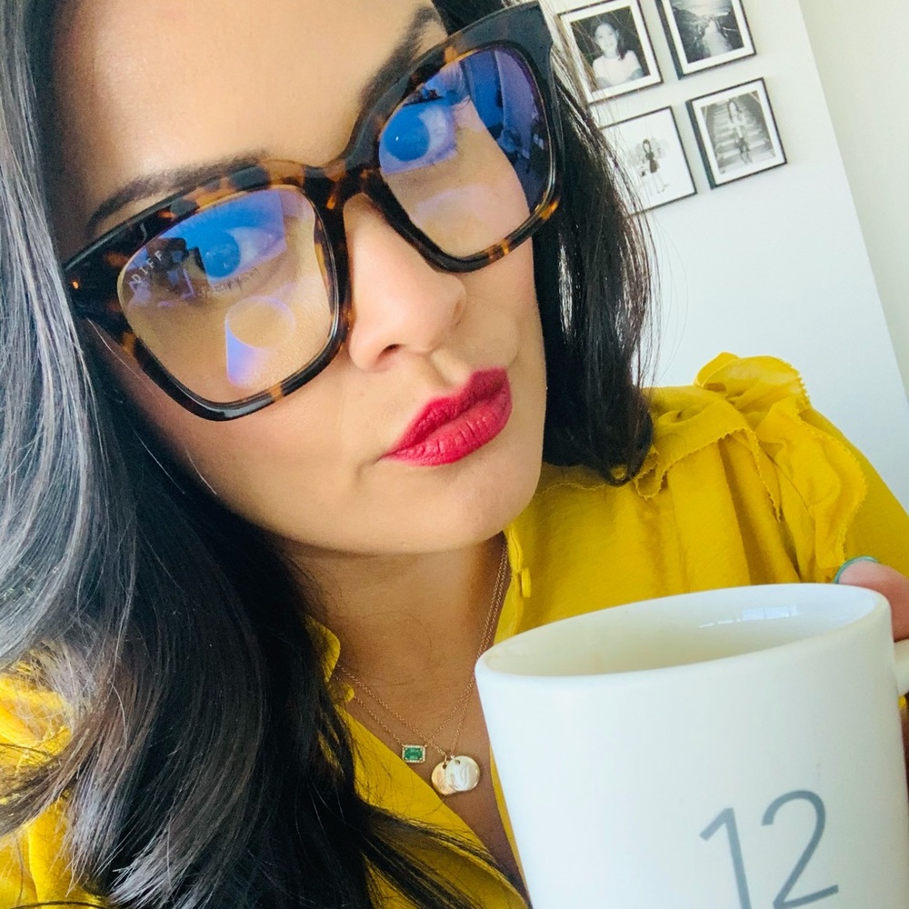 Meet your Posher, Liza